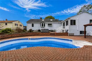 37 Carlson Cir, West Warwick, RI 02893 - Photo 12