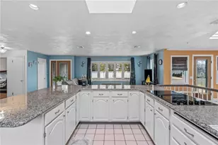 37 Carlson Cir, West Warwick, RI 02893 - Photo 2