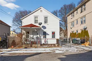 31 Sassafras St, Providence, RI 02907 - Photo 4