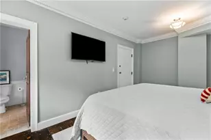 44 Bradford St, Bristol, RI 02809 - Photo 30