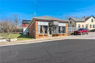 134 Duke St, East Greenwich, RI 02818 - Photo 18