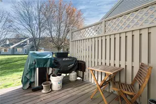 68 Hilltop Dr, North Providence, RI 02904 - Photo 8