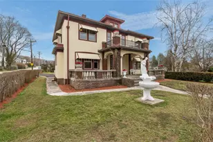 177 High St, Westerly, RI 02891 - Photo 2