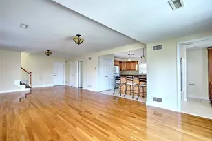 31 Garfield Ave, Bristol, RI 02809 - Photo 18