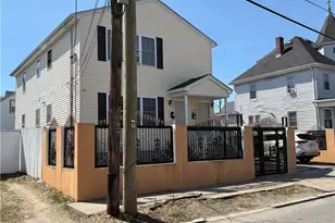 162 SE Eastwood Ave, Providence, RI 02909 - Photo 4