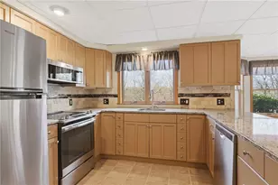 46 Timberland Dr, Lincoln, RI 02865 - Photo 42