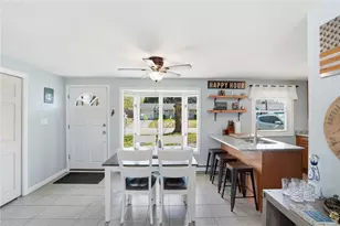 17 Gloucester St, Warwick, RI 02886 - Photo 20