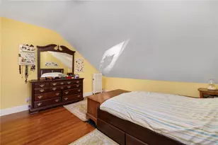 377 Hope St, Providence, RI 02906 - Photo 18