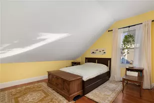 377 Hope St, Providence, RI 02906 - Photo 16