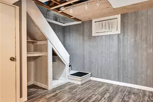 104 Larkin Ave, Warwick, RI 02886 - Photo 16