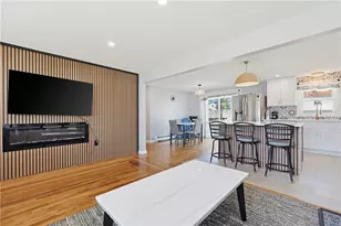 34 Massachusetts Ave, Cumberland, RI 02864 - Photo 4