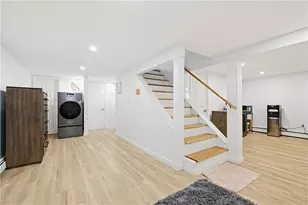 34 Massachusetts Ave, Cumberland, RI 02864 - Photo 14