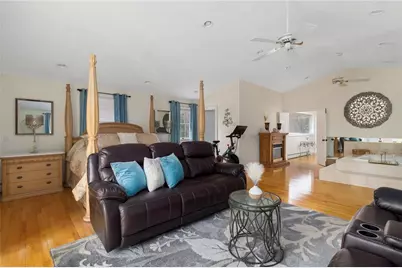 99 Blackstone Avenue, Warwick, RI 02889 - Photo 22