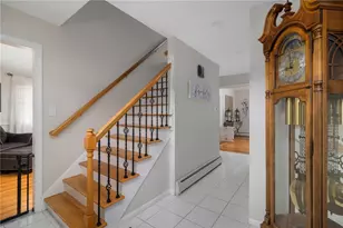 99 Blackstone Ave, Warwick, RI 02889 - Photo 18