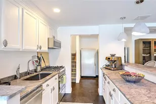 105 Heidi Dr, Portsmouth, RI 02871 - Photo 44