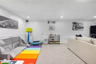 14 Canton Ct, Cranston, RI 02921 - Photo 42