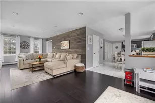 14 Canton Ct, Cranston, RI 02921 - Photo 16