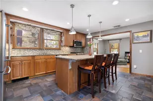 184 Pleasant View Ave, Smithfield, RI 02917 - Photo 12