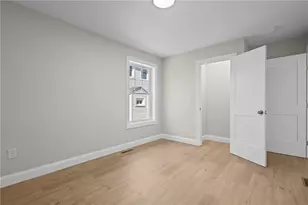 804 Douglas Ave, Providence, RI 02908 - Photo 30