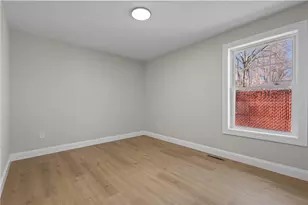 804 Douglas Ave, Providence, RI 02908 - Photo 18
