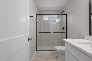 804 Douglas Ave, Providence, RI 02908 - Photo 14