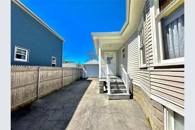 44 Bellevue Avenue, Pawtucket, RI 02861 - Photo 40