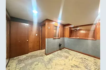 44 Bellevue Avenue, Pawtucket, RI 02861 - Photo 34