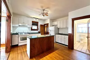 44 Bellevue Ave, Pawtucket, RI 02861 - Photo 28