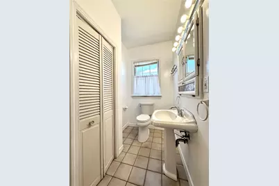 44 Bellevue Avenue, Pawtucket, RI 02861 - Photo 24