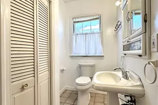 44 Bellevue Ave, Pawtucket, RI 02861 - Photo 24