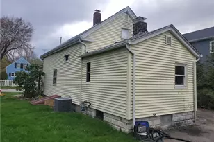 10 Young Ave, Warwick, RI 02889 - Photo 10