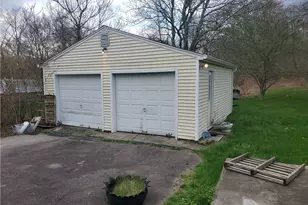 10 Young Ave, Warwick, RI 02889 - Photo 8