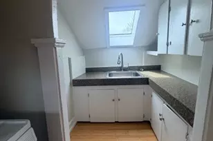 41 Carter St, Providence, RI 02907 - Photo 14