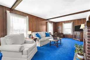 381 Auburn St, Cranston, RI 02910 - Photo 4