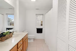 65 Henry St, Central Falls, RI 02863 - Photo 28