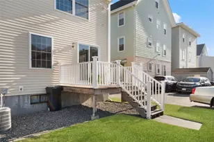65 Henry St, Central Falls, RI 02863 - Photo 8
