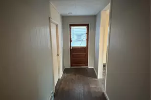 8 Lake Ct Ct, Hopkinton, RI 02804 - Photo 10