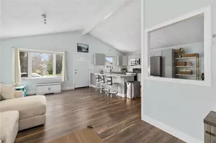 48 Spicer St, North Providence, RI 02904 - Photo 8