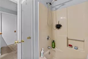 35 Pearl St, Westerly, RI 02891 - Photo 12