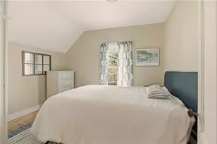 8 Carey St, Newport, RI 02840 - Photo 20