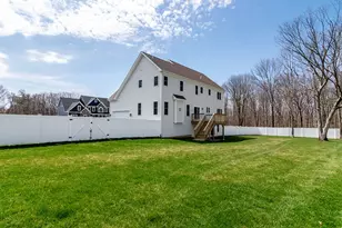 9 Scarlett Wy, Cranston, RI 02921 - Photo 4