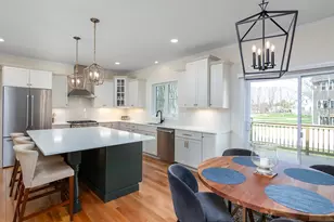 9 Scarlett Wy, Cranston, RI 02921 - Photo 14