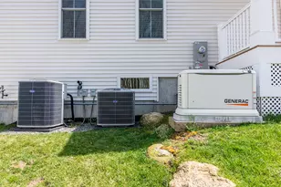 9 Scarlett Wy, Cranston, RI 02921 - Photo 48