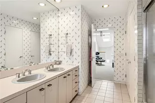125 Woodruff Ave, Narragansett, RI 02882 - Photo 28
