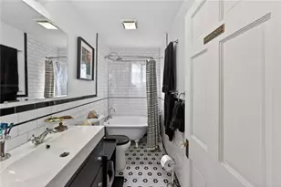 256 Vermont Ave, Providence, RI 02905 - Photo 18