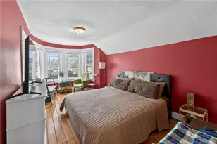 256 Vermont Ave, Providence, RI 02905 - Photo 16