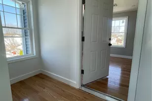 74 Westcott Ave, Providence, RI 02909 - Photo 4
