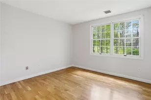 375 Angell Rd, North Providence, RI 02904 - Photo 28