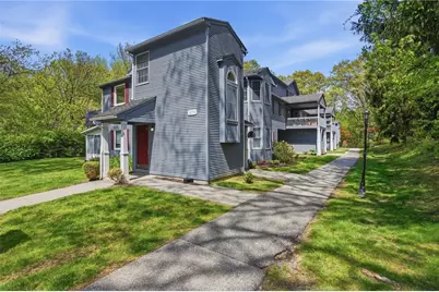 375 Angell Road #E, North Providence, RI 02904 - Photo 4