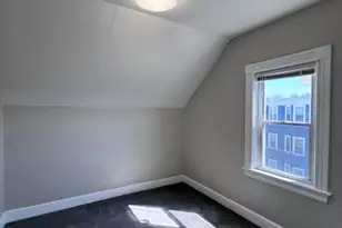 52 Canton St, Providence, RI 02908 - Photo 12